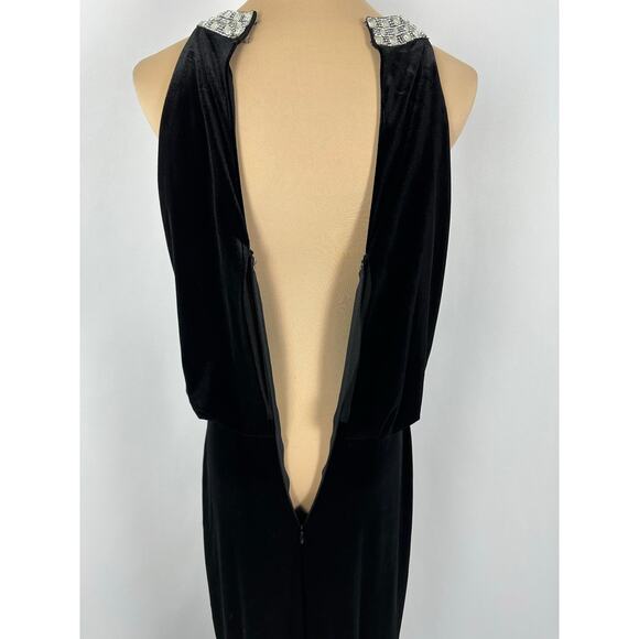 Marina Size 4 Black Velvet Evening Gown Dress Halter Jeweled Neckline Christmas - Picture 11 of 16
